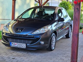Peugeot 206+ 2012 1.4 benzín - 5