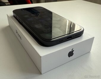 iPhone 16 Black 256 GB , záruka 2 roky - 5