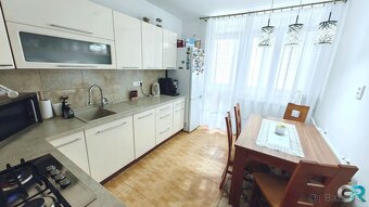 Kompletne zrekonštruovaný 4 izbový byt v meste Púchov, 82m2, - 5