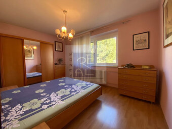 NA PREDAJ 7 IZBOVÝ RODINNÝ DOM NITRA - ZOBOR - 5