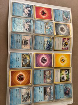 Pokémon karty s albumom - 5