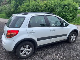 Suzuki SX4 rok výroby 2012 pohon 4x4 - 5