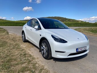 Tesla Model Y 03/2023 DualMotor + ťažné (Tesla Y Berlin) - 5