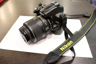 Nikon D5000 + objetívy - 5