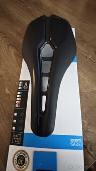 Sedalo PRO STEALTH CURVED PERFORMANCE sedlo, 142 mm - 5