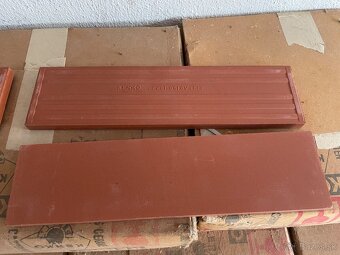 Predám fasádny kabrinec Kerko - 67 krabíc - 5