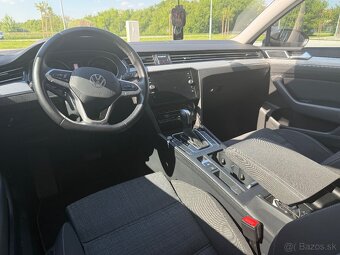 Volkswagen Passat - 5