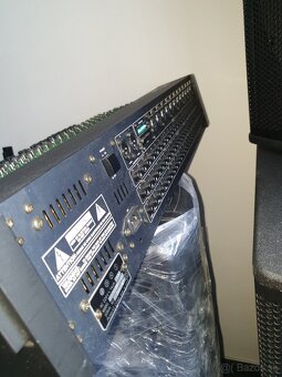 Roland M-24E Mixážny pult - 5