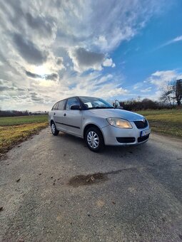 Skoda fabia 1.4i 16v - 5
