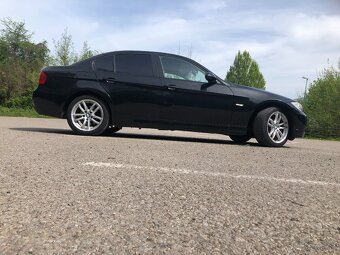 BMW e90 320d m47 110kw - 5