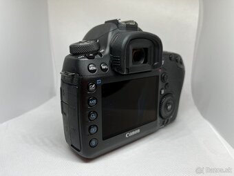 Canon 5D mark IV - shutter count 18 000 - 5