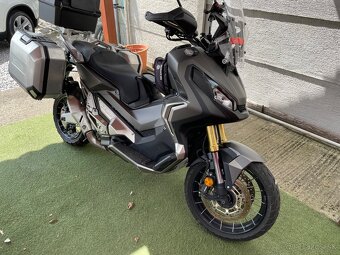 Honda X-ADV 750 - 5