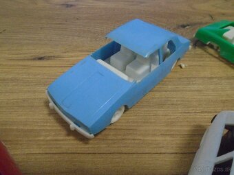 Staré hračky  Autička Smer - 5