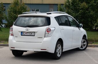 Toyota Verso 2.0 I D-4D 125 Active - 5