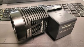Svetlo na kameru, alebo fotoaparát zn. Panasonic - 5