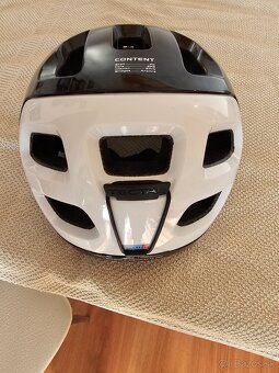 POC Tectral race SPIN,velkost 59-62 cm,váha 390 g. - 5