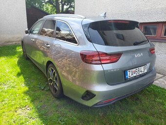 KIA Ceed SW 1,5 T-GDi 6M GOLD GOLD+ 2022 - 5
