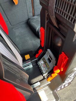 Autosedačka Welldon 9–18 kg (Isofix) - 5