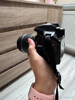 Nikon D3400 - 5