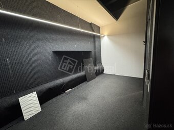 Nahrávacie štúdio, rádio, televízia, podcasty, influ… - 5