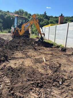 zemné a výkopové prace na traktor bagry JCB 4x. - 5