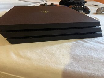 PlayStation 4 pro 1tb - 5