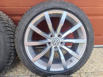 VW Passat alu disky 5x112 R18 + zimní pneu 225/45/18 - 5