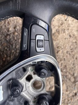 Volkswagen Touran volant - 5