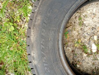 Predám pneumatiky R16c letné - 5