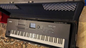 Yamaha Motif XF 8 - 5