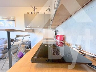 PREDANÉ: KOMPLET ZARIADENÁ GARSONKA NA ROVNI - 5