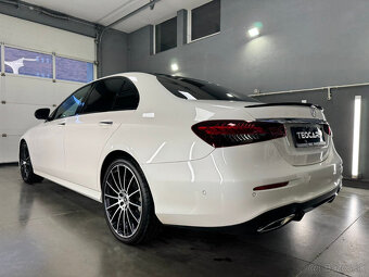 Mercedes-Benz Sedan E220D 4MATIC AMG STYLING FACELIFT - 5