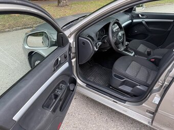 Škoda Octavia 2.0 TDi DSG Facelift - 5