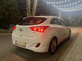 Hyundai i30 1.6crdi 2013 diesel - 5