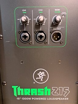 Mackie Thrash 215 + originál obaly - 5