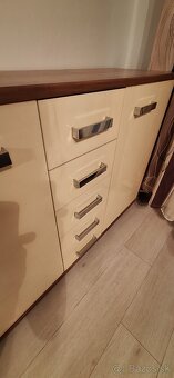 Komoda - 5