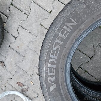 195/65 r15 Vredestein - 5