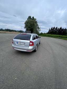 Škoda Octavia 1.6 TDi kombi manual klíma rok 2010 - 5