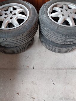 Predám VW golf 4 1,6 74kw,rok 2000 - 5