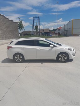 Hyundai i30 CW combi - 5