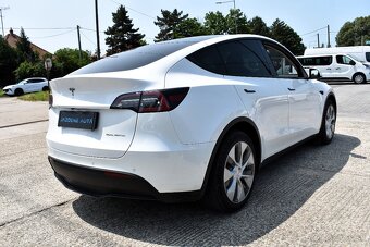 Tesla Model Y Long Range AWD - 5