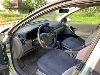 Renault laguna - 5