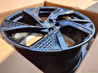 Sada ALU 5x112 R19 design RS ⚫PIANO BLACK⚫ - 5