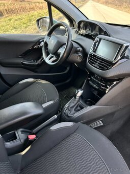 Peugeot 208 1.2 PureTech Style - 5