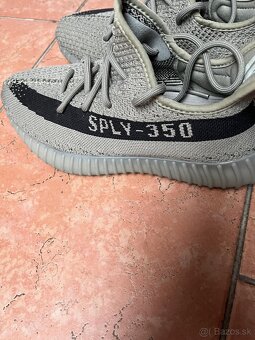 YEEZY - 5