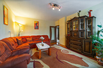 Nová znížená cena Na predaj 5-izbový rodinný dom s veľkou z - 5