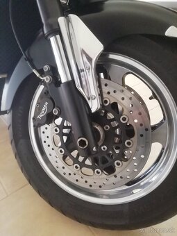 Predám Triumph Rocket III - 5