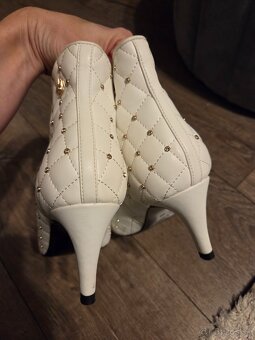 Liu Jo nove celnkove cizmy vel.40 - 5