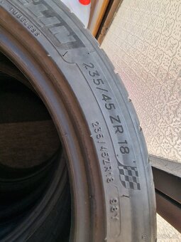 Michelin PILOT SPORT 4 235/45 R18 98 Y DOT 0321 - 5