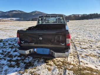 nissan navara np300 - 5